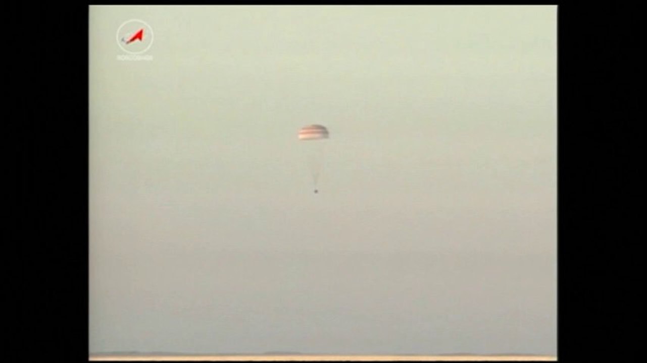 [ISS] Landing of Soyuz TMA-09M with Olympic Torch & Expedition 37