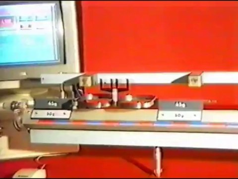 Движение центра масс