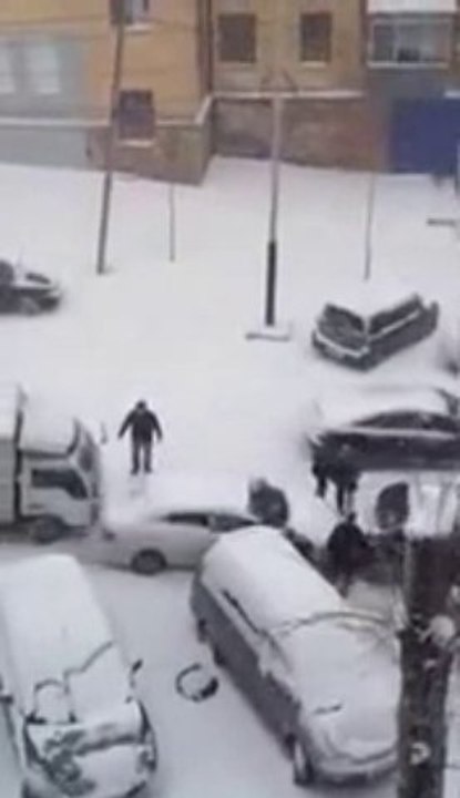 Multiple car crashes... Love the winter!!!