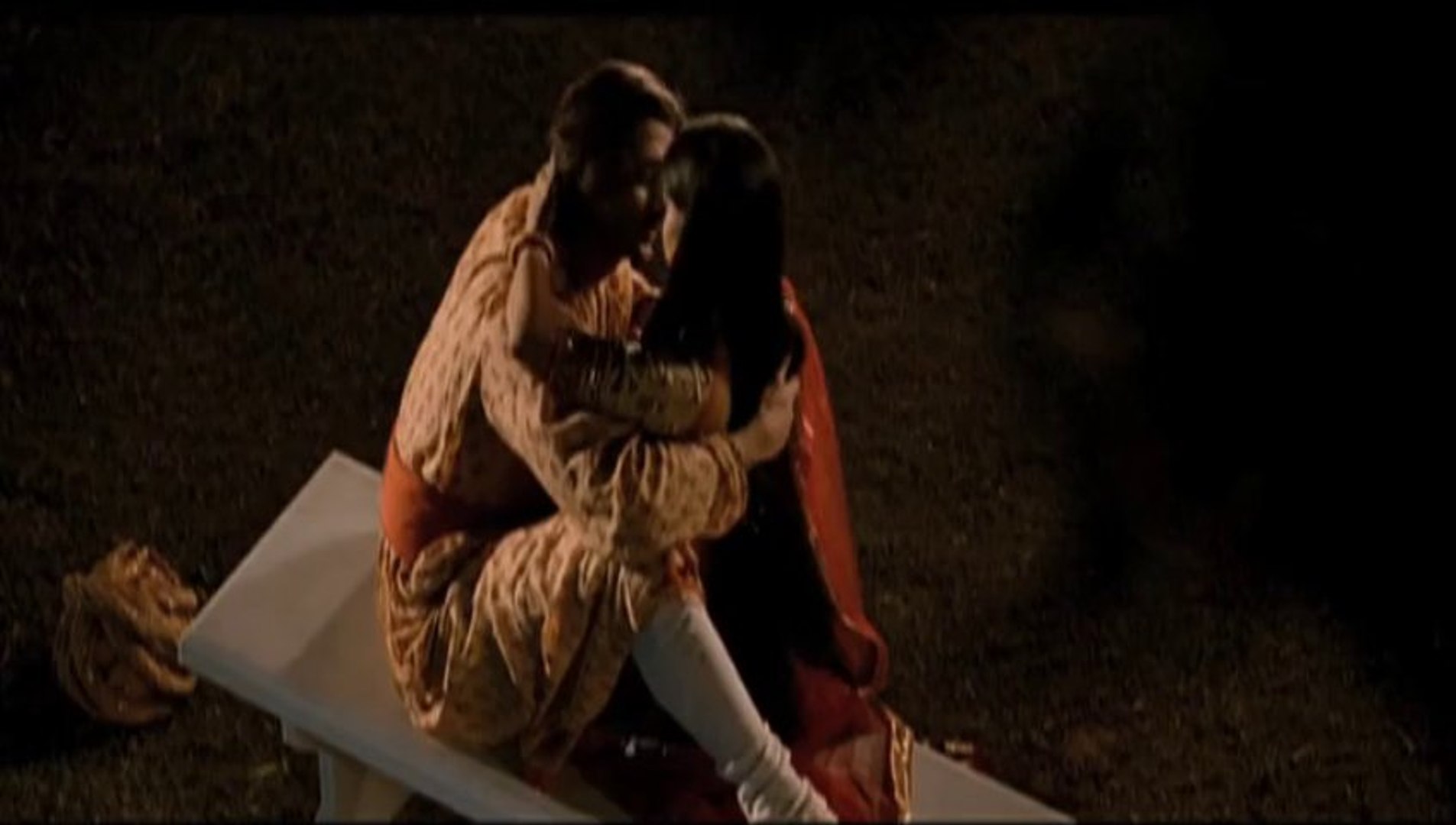 MIRCH | Konkana Sen Senseational Scene