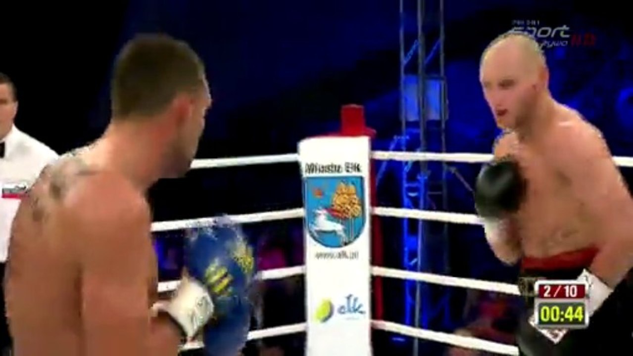 09.11.2013 - Maciej Sulecki vs Lukasz Wawrzyczek