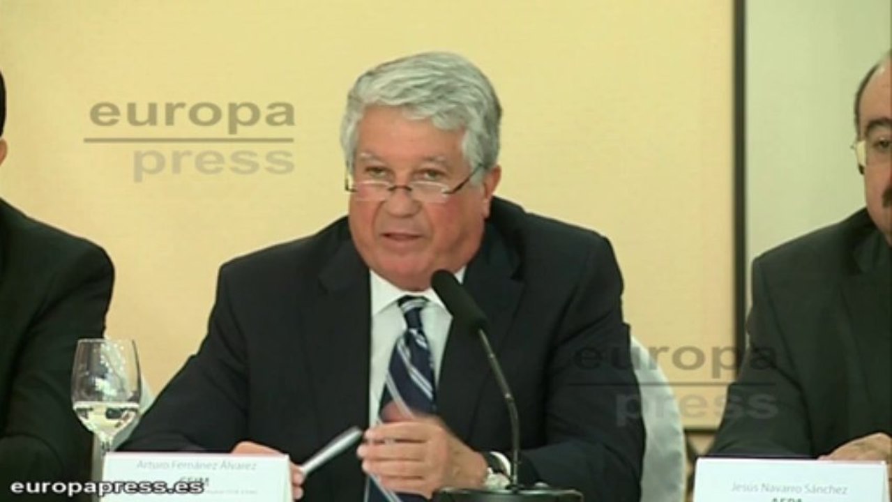 Empresarios madrileños piden "diligencia política"