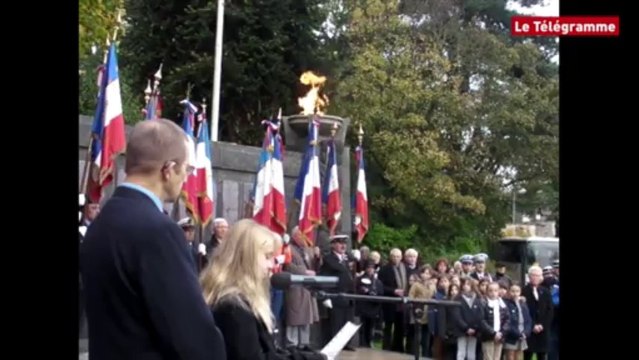 Saint-Brieuc. Des enfants participent à la cérémonie du 11-Novembre
