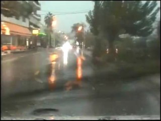 Ζημιές στην Θήβα από τη δυνατή νεροποντή