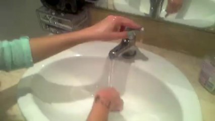 comment se laver les mains en 10 secondes