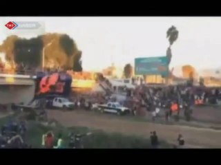 Havada tam takla attı