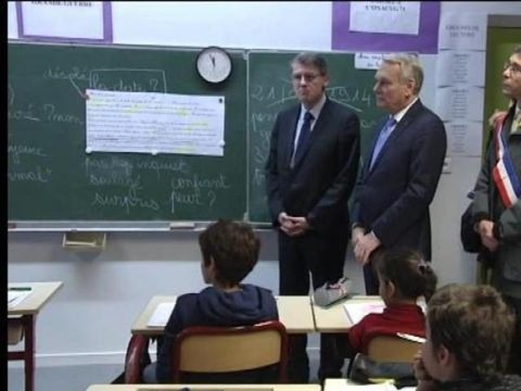 Cluny, la ville qui accueille Ayrault et Peillon pour promouvoir les rythmes scolaires - 15/11