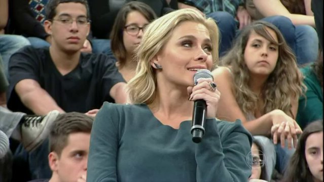 Carolina Dieckmann no Altas Horas - Part 3