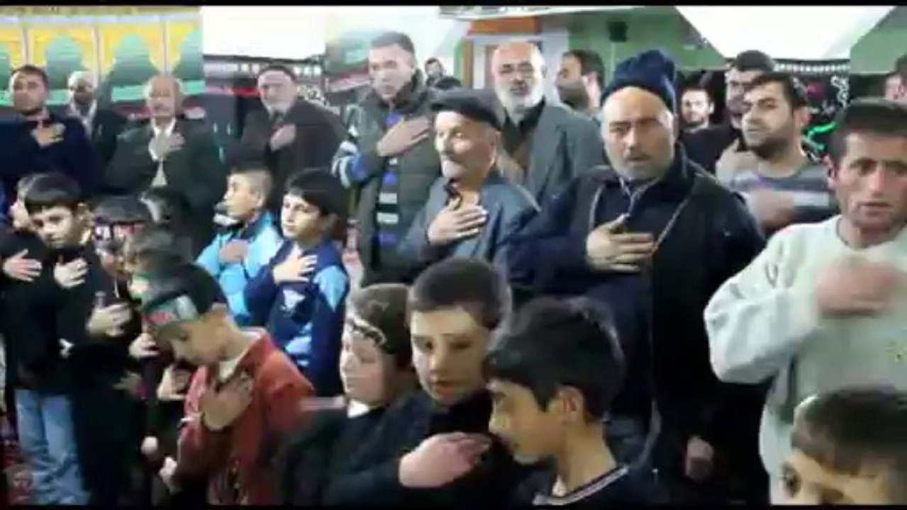 Ehlibeyt Yeşil Camii 2013 Hüseyin Hoca ve Cemaat  ( Metin Aktaş )