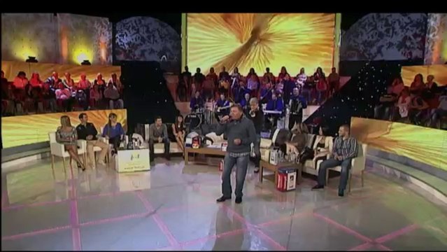 Milos Bojanic - Violino proklete ti strune - (Live) - Narod Pita - (TV Pink 2013)