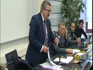 CAMERA DI COMMERCIO: LOTTA AI "FARLOCCHI" MATERA 11-11-2013