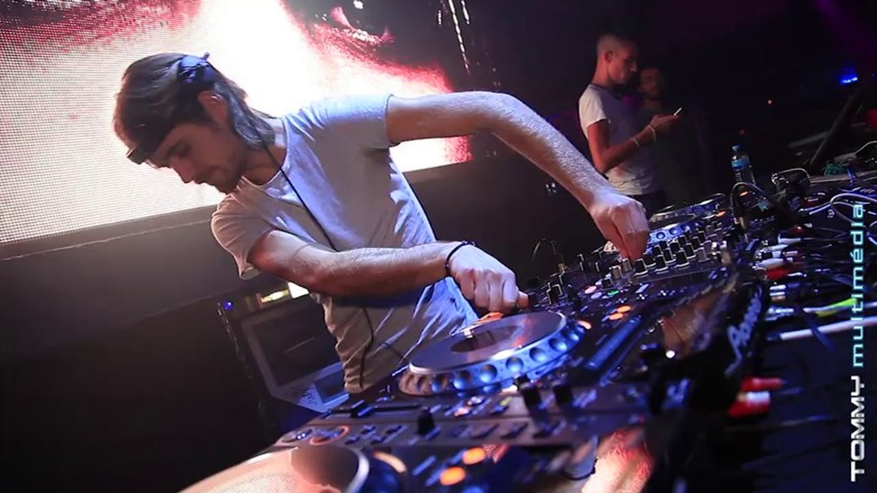 MICHAEL CALFAN @ B.Box Clermont-Ferrand