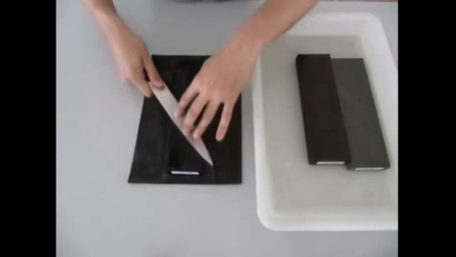 Como afilar cuchillos con piedras al agua