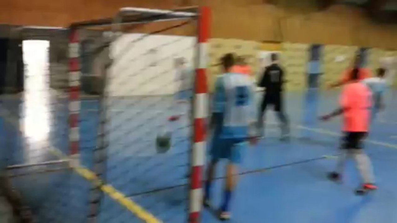 Gondecourt FF - Mouvaux Futsal  /  But de Damien Degand