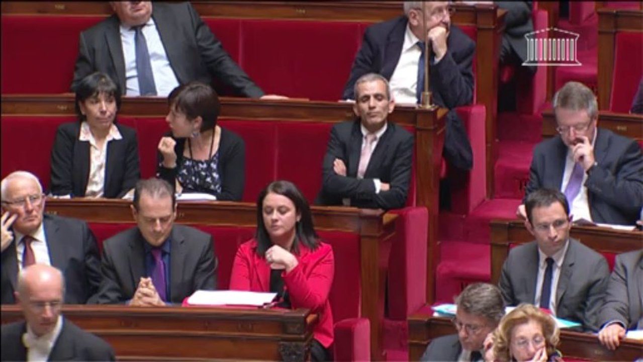Assemblée: Ayrault défend la "légitimité" de Hollande