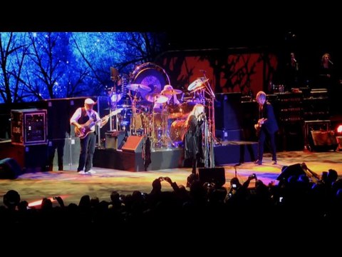 Fleetwood Mac concert full Paris 2013 part1