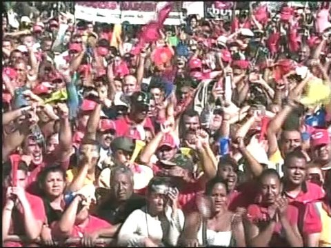 Maduro: Regularemos los precios de autopartes, baterías, cauchos y demás