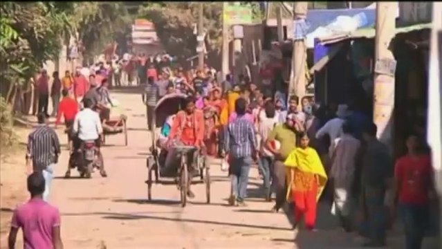 Au Bangladesh et au Cambodge, les ouvriers du textile veulent des salaires décents