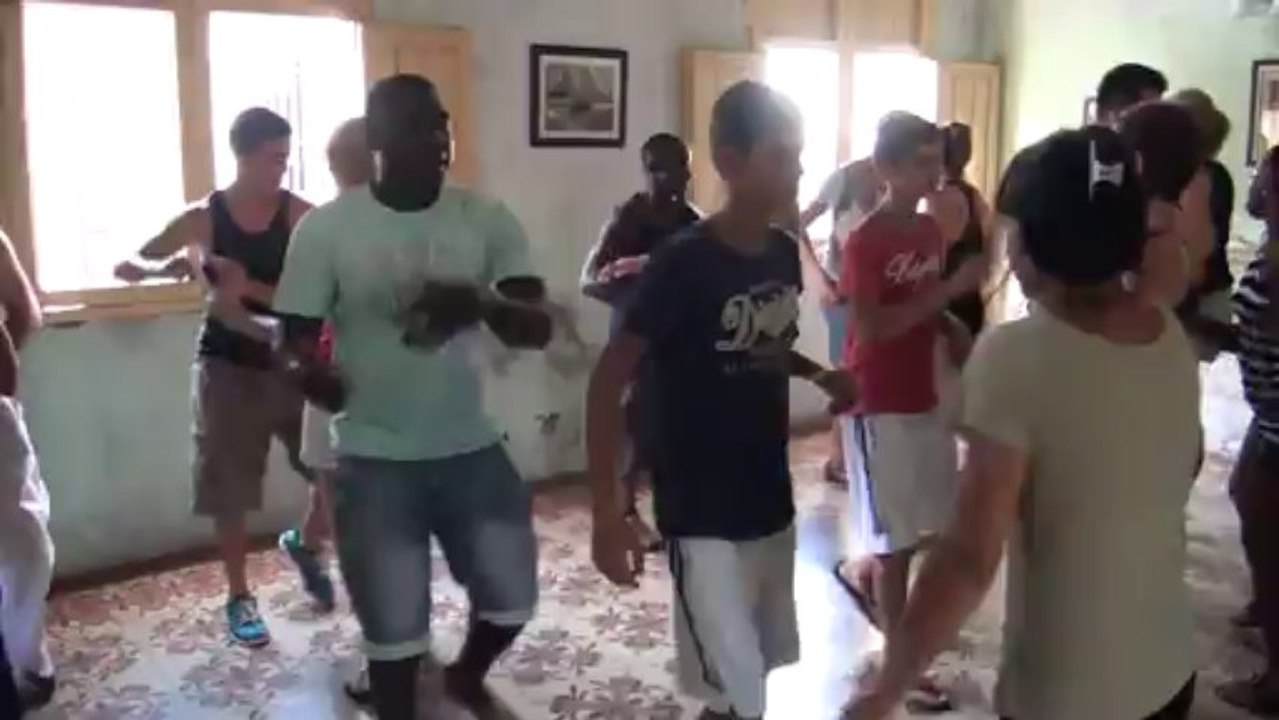 WWW.DANSACUBA.COM Cours de bachata avancé 2 carnaval juillet 2013 STAGES 100% SALSA AVEC DANSACUBA
