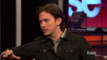 Jackson Rathbone Deems Miley Cyrus "Modern Punk Rock"