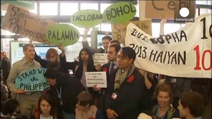 El COP19 recuerda a las víctimas del tifón de Filipinas