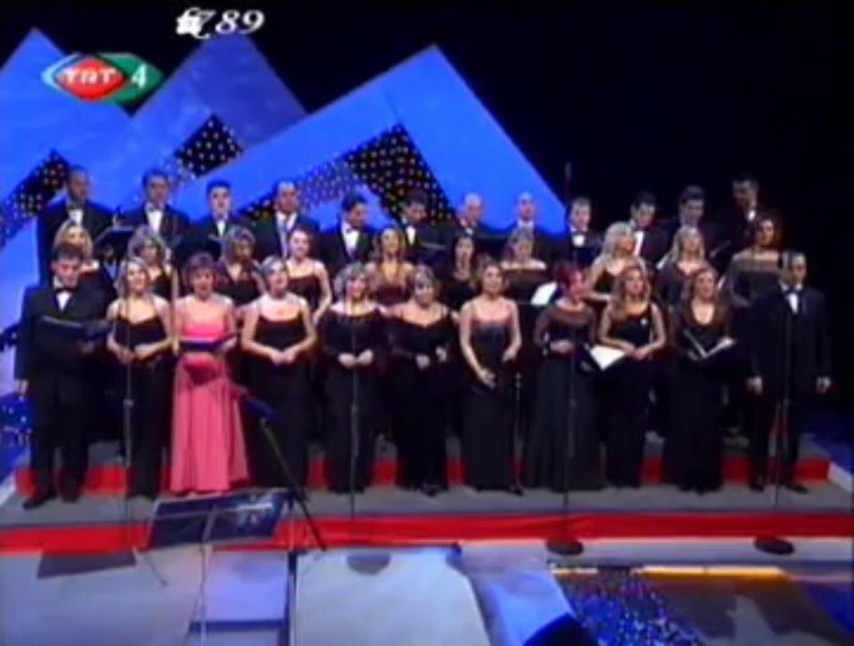 TRT TSM KORO-Pencereden Kar Geliyor Arkama Baktım Yâr Geliyor-1