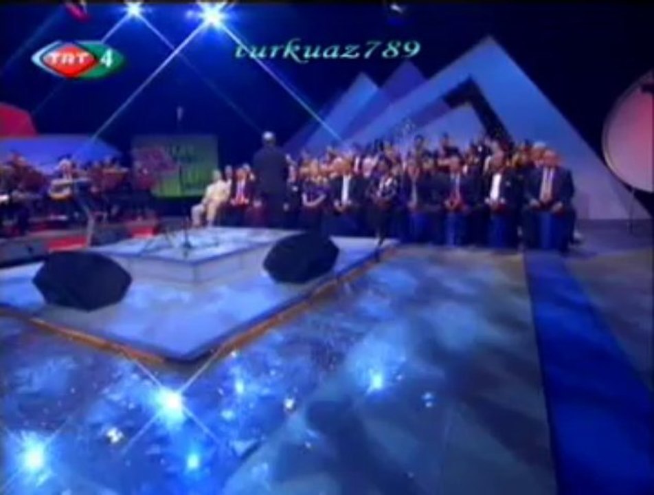 TRT TSM USTALAR KOROSU-Ne Yeşili Ne Siyahı Gözümde Hep Gözleri Var (YALAN YILLAR)