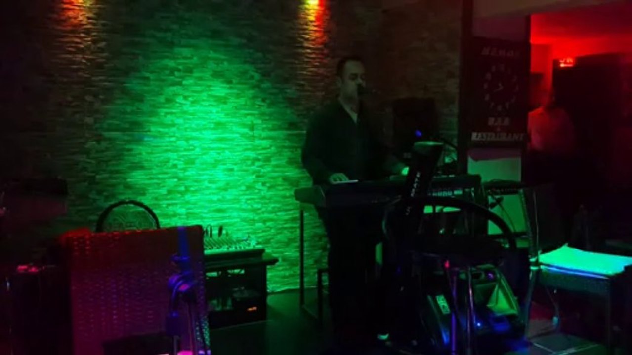 YILMAZ & YIKIL KARŞIMDAN