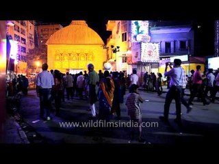 Crowds at the Durgotshav Carnival in Kolkata