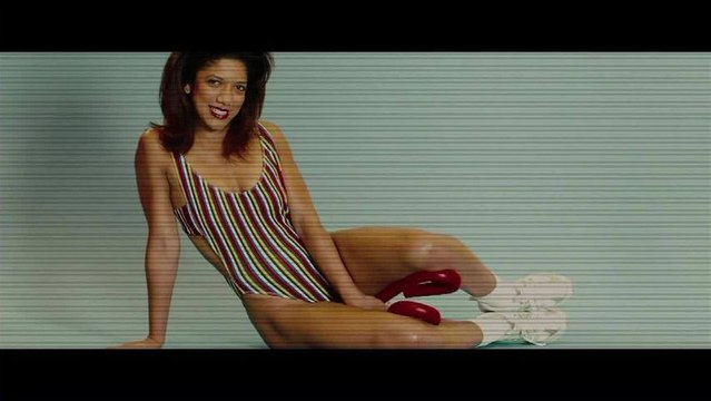 Josh Brolin Doing A Little Exercising And Mayhem in Oldboy Clip