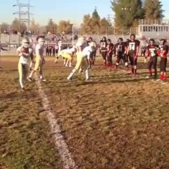 Marquer un Touchdown en hurlant "Mauvaise Balle"!! ESCROC!!