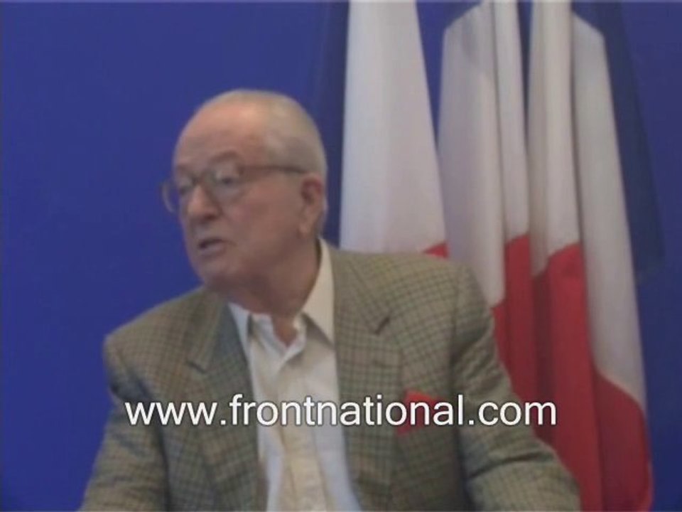 Jean Marie Le Pen parle des Algeriens