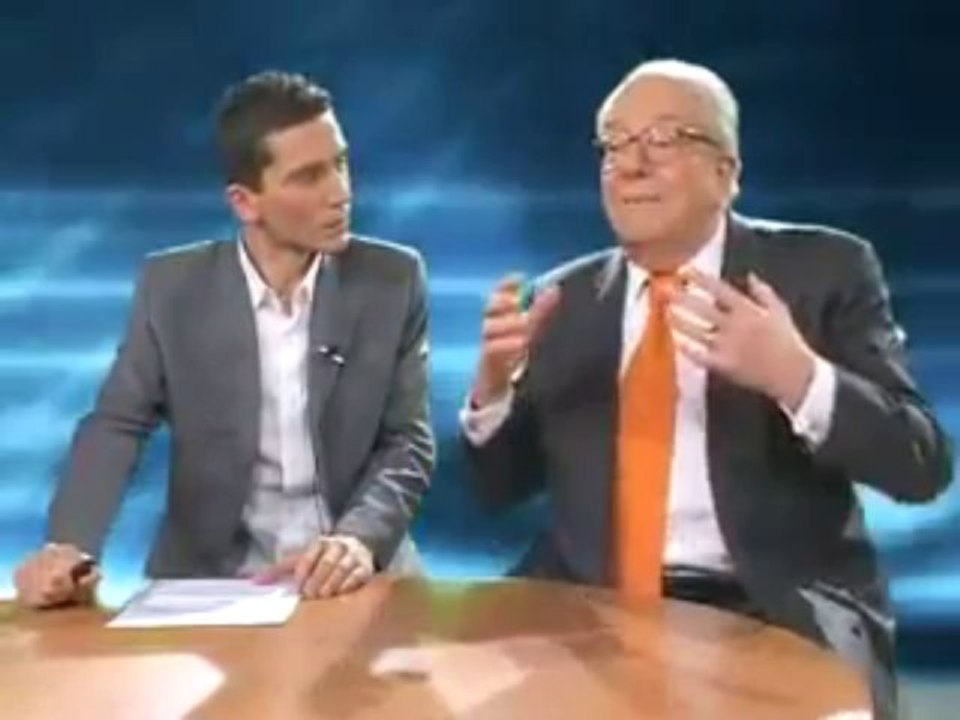 Jean-marie Le pen explique la torture