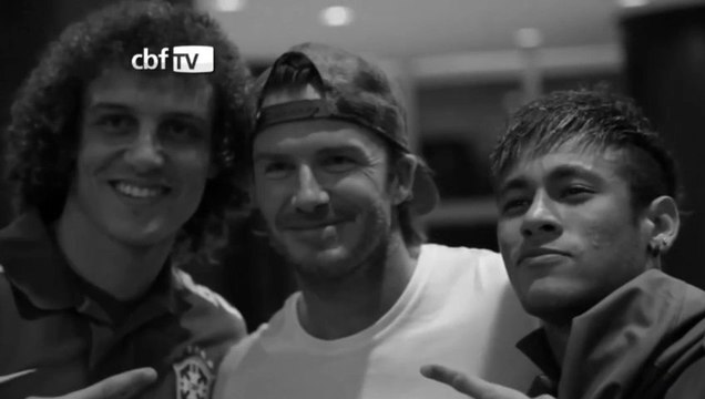 Neymar comme un gosse devant David Beckham !