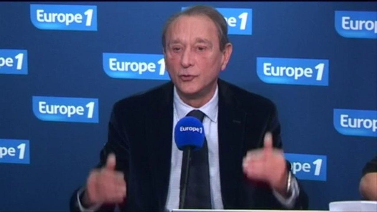 Paris: Delanoë critique NKM, défend les rythmes scolaires