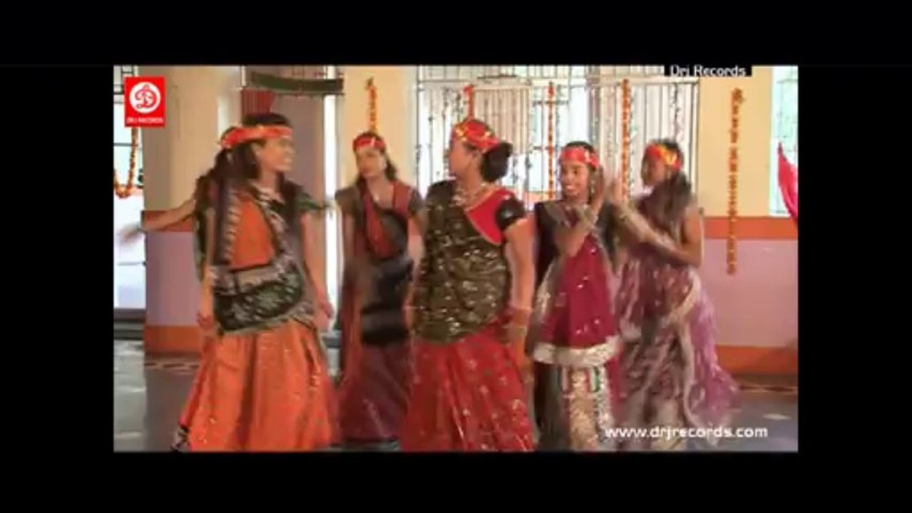 Maiya Ke Chamke Lilaar (Chunariya Maiyo Di Ke)
