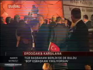 TGB,  BOP' UNU ÇIKARDIN TAYYİP  PANKARTI AÇTI