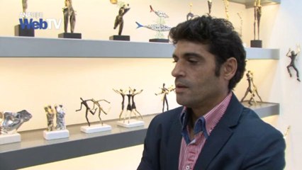 ΣΤΕΦΑΝΟΣ ΣΟΥΒΑΤΖΟΓΛΟΥ: Ένας νέος Έλληνας καλλιτέχνης φιλοτεχνεί τα βραβεία της Πόλης του Βατικανού.