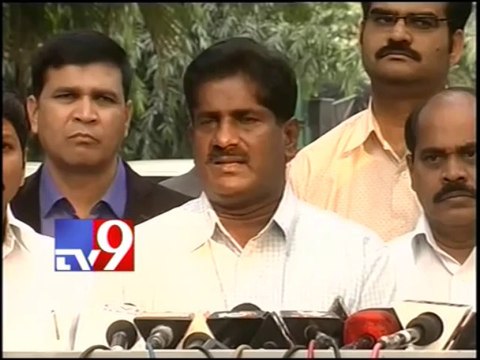 Seemandhra MPs and Union ministers must resign for Samaikhyandhra - Ashok Babu