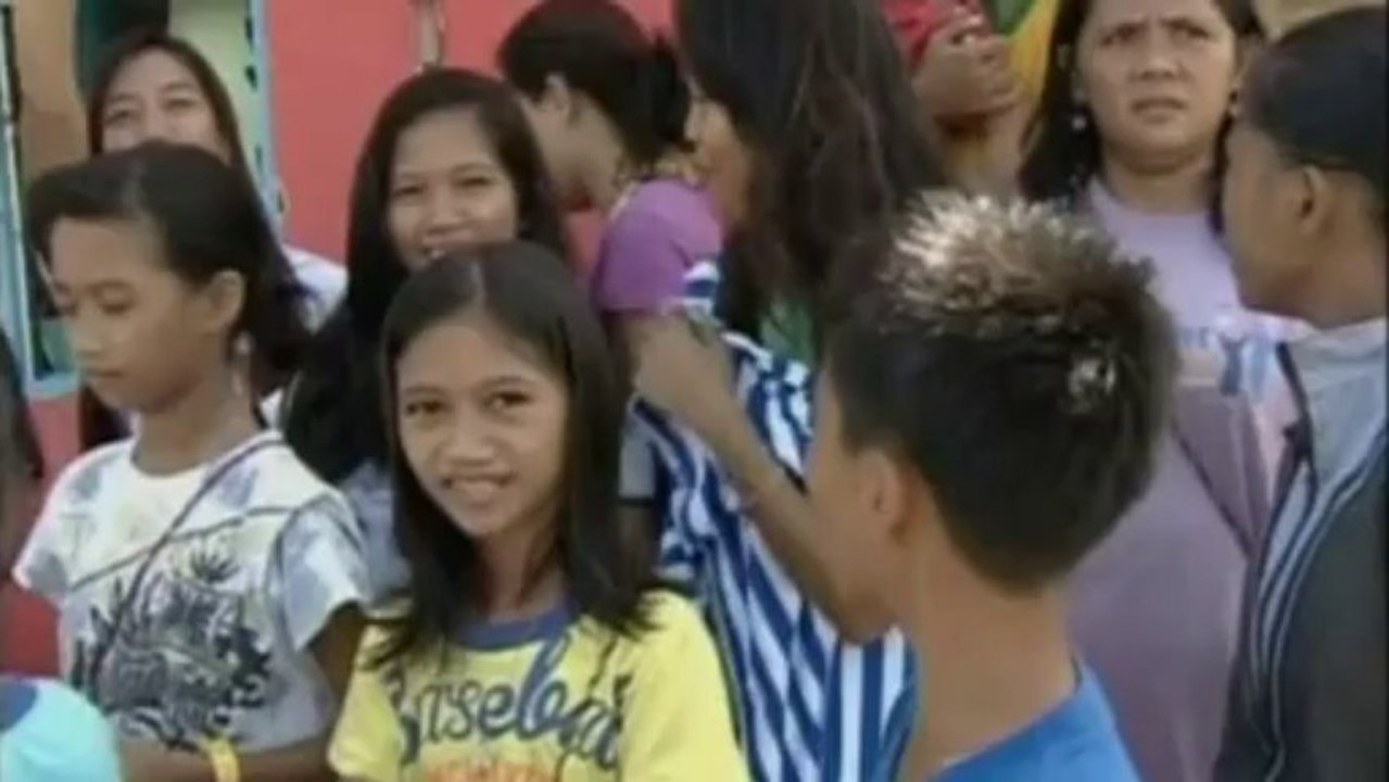 Children's fighting spirit in wake of Typhoon Haiyan