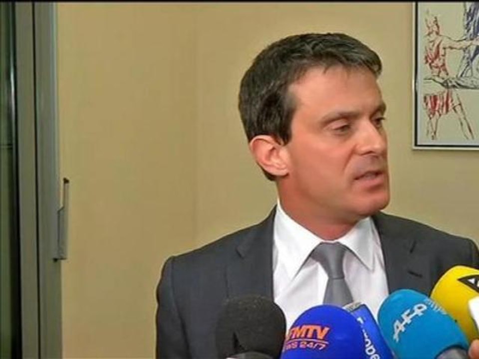 Manuel Valls: "Les crédits de fonctionnement de la police et gendarmerie augmentent" - 13/11