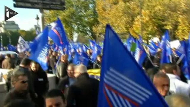 Les policiers dans la rue pour réclamer davantage de moyens