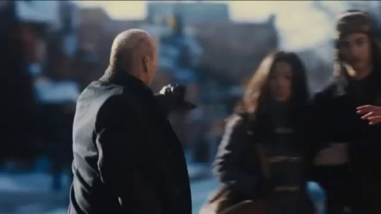 Penthouse North - (2013) OFFICIAL Trailer Michael Keaton Movie [HD]