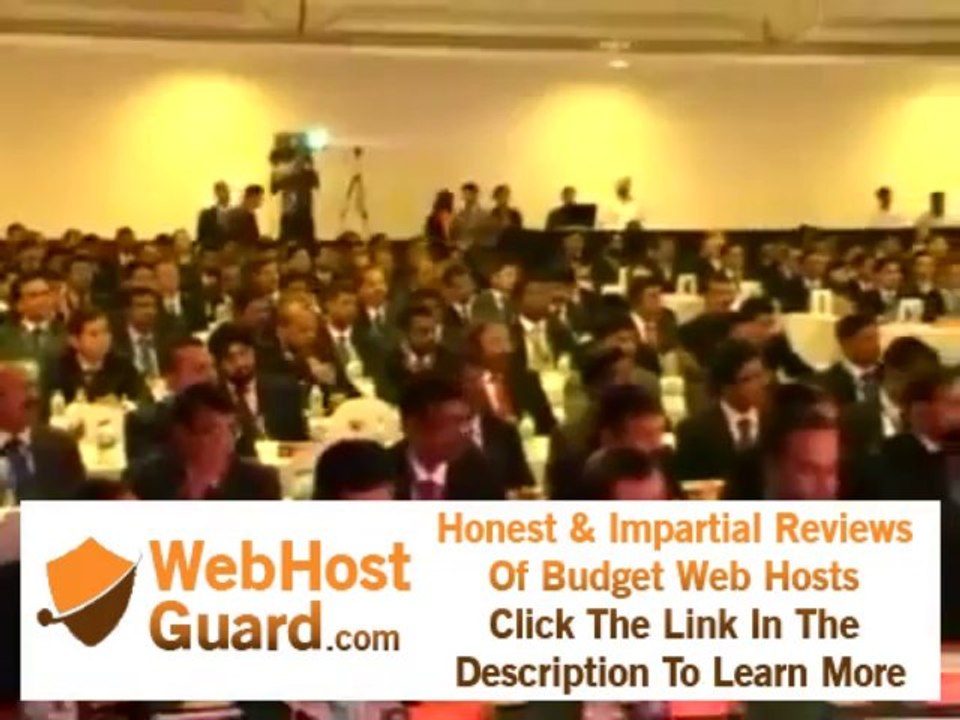 Anchor Gazal Vats hosting  Hyundai National Service Managers Conference.