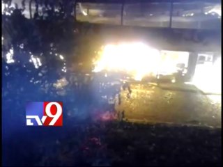 Bangalore to Mumbai bus catches fire, 4 dead - Part 2