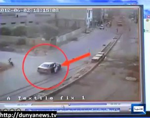 Live Snatching caught on Camera in Karachi