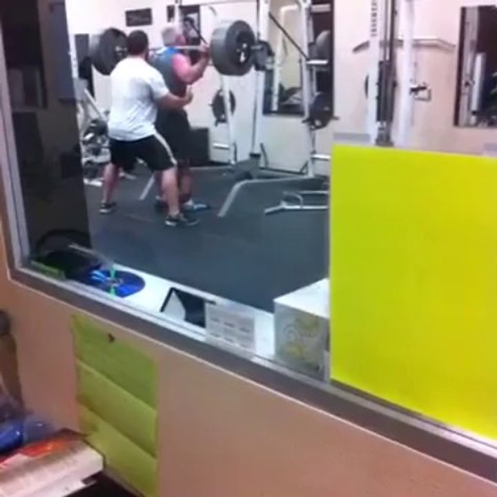 The deepest squat you've never seen with 455lbs. Hah!