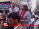 MTV Roadies host Rajiv Laxman abuses Sushilkumar Shinde during Aap rally in Delhi