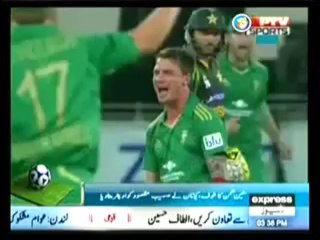 Mohammad Hafeez Proved He is a Coward Captain