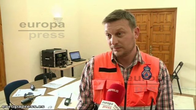 40 personas buscan al desaparecido en Ribera